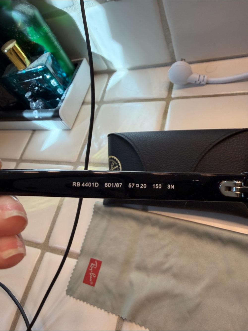 Ray-bans - Picture 3 of 4